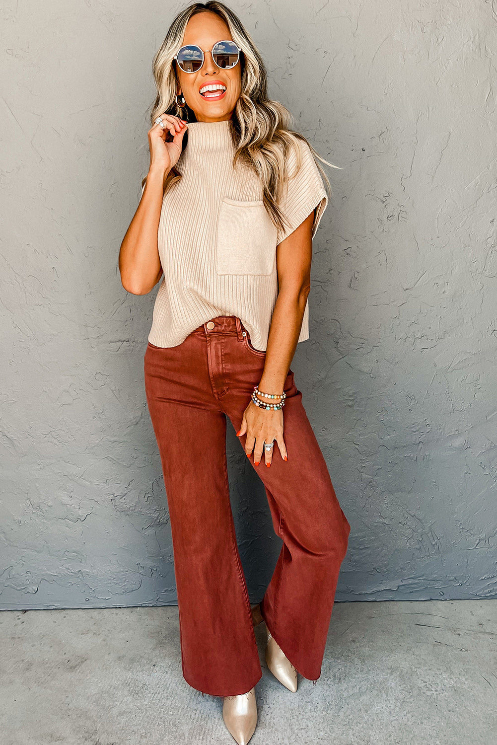 Oatmeal Ribbed Knit Short Sleeve Sweater with Patch Pocket